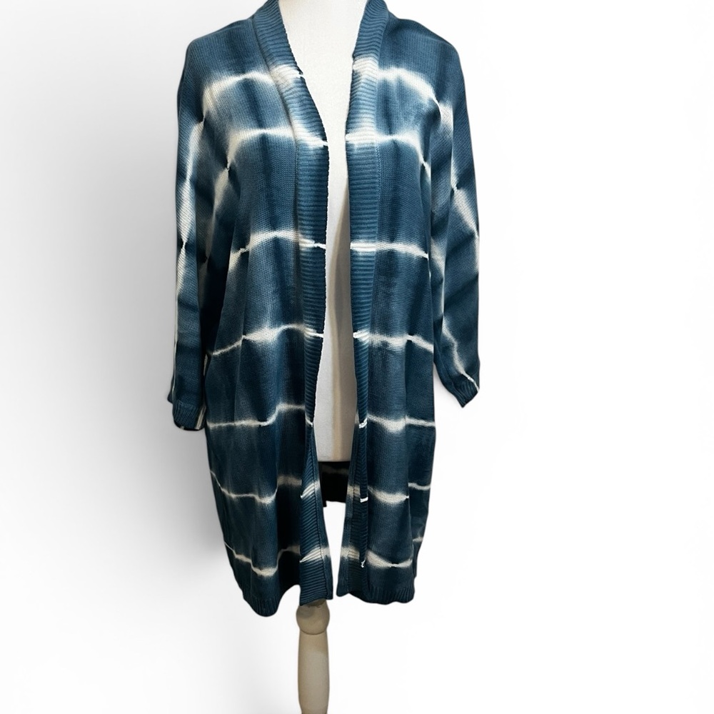 torrid Blue and White Tie-Dye Open Cardigan